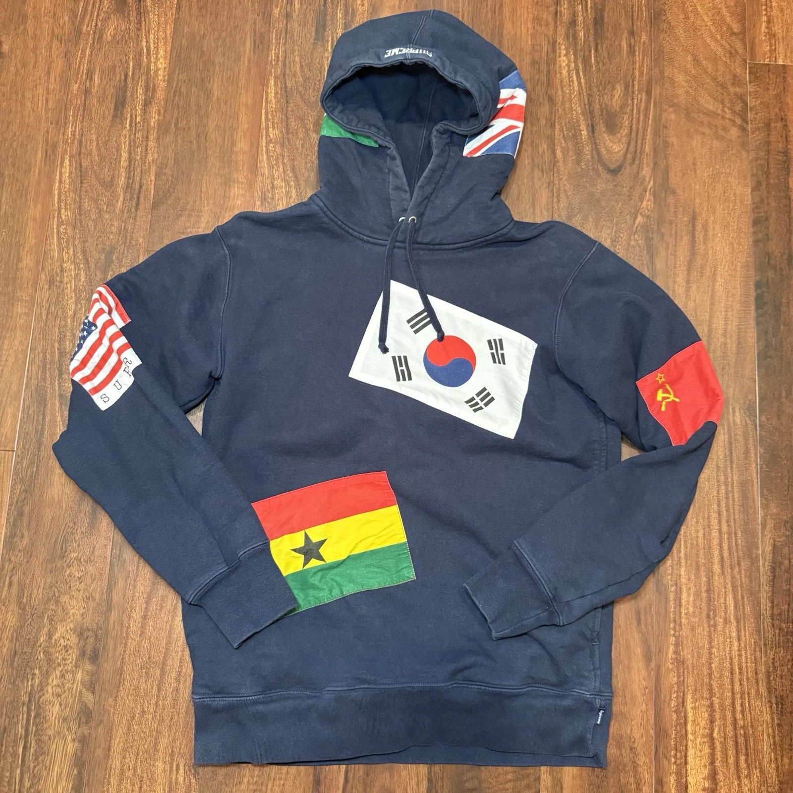 Sweat à capuche Supreme New York International Flag Patch taille M