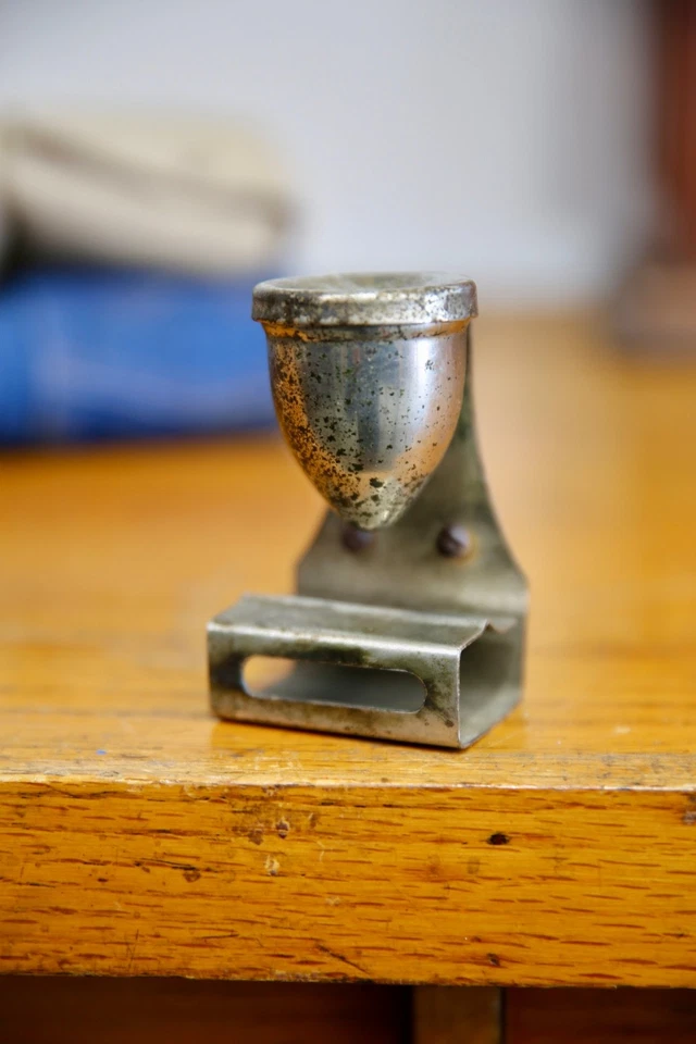 Cenicero de tablero de auto vintage soporte de fósforo Hot Rat Rod accesorio antiguo Foto 2 de 4