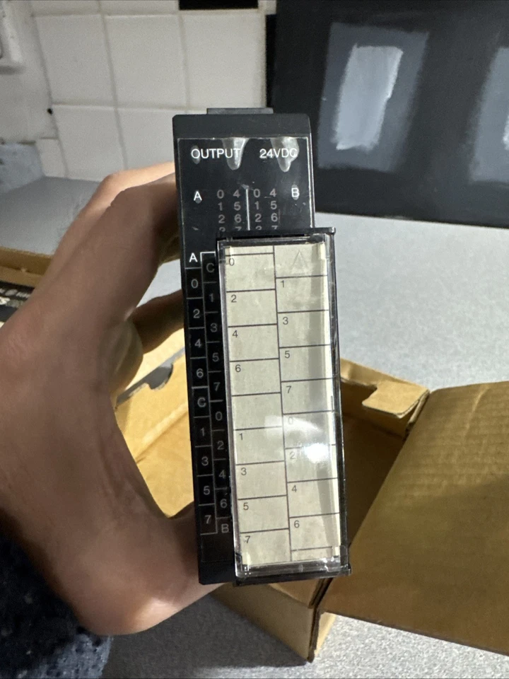 GE Fanuc IC610MDL157A 24VDC Sink Output Module – 16 Circuits – Series One - Image 3 of 4