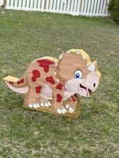 Piñata de dinosaurio