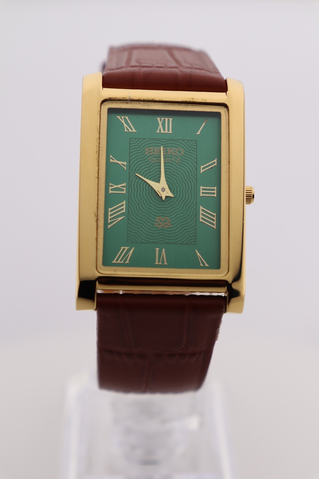 Vintage Seiko Slim Quartz Green Dial Men's Wrist Watch with Light-Brown Strap