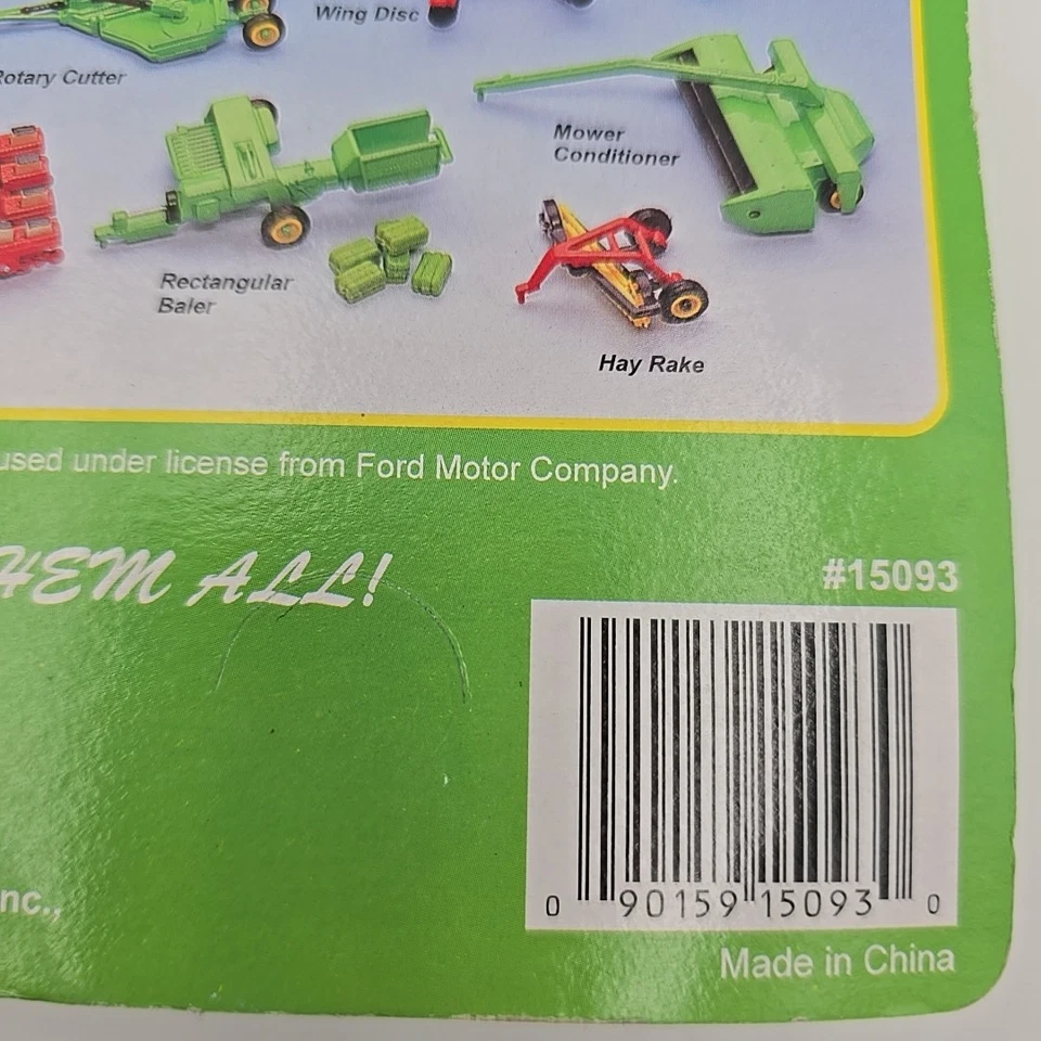 Maisto 1998 Countryside Farm & Field Implements Rectangular Baler &Bales #15093 - Image 3 of 4