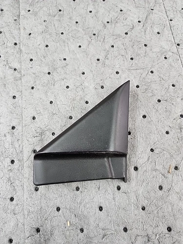 94-01 INTEGRA HATCHBACK  RIGHT DOOR MIRROR GARNISH BLACK OEM