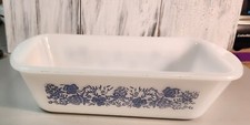 Vintage Glasbake J522 Bread Loaf Pan Blue Floral 1 & 1/2 Qt White Glass
