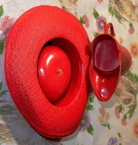 Vintage 1960s Plastic Cowboy Hat Bowl and Boot w/spur Cup, Red Mint condition! - Picture 2 of 2