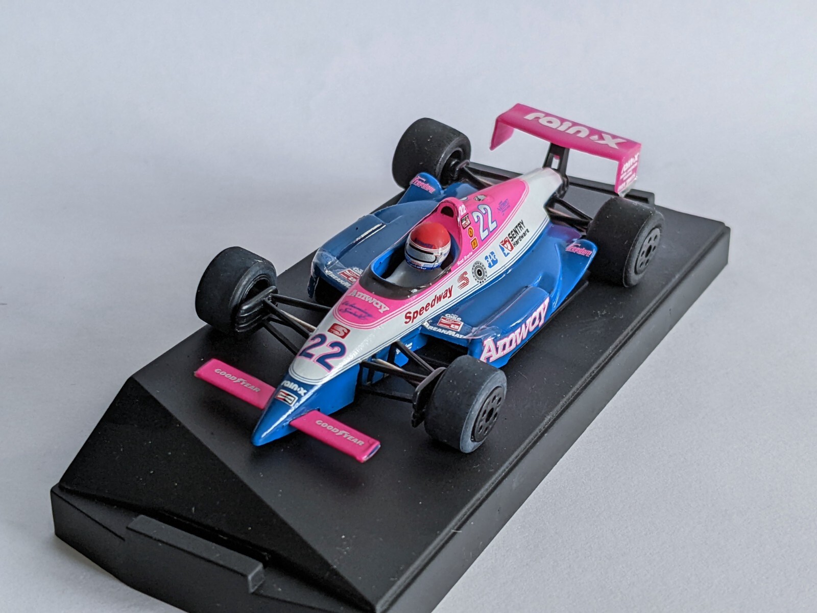 Onyx 066, 1990 Lola Indy car - Free Price Guide & Review