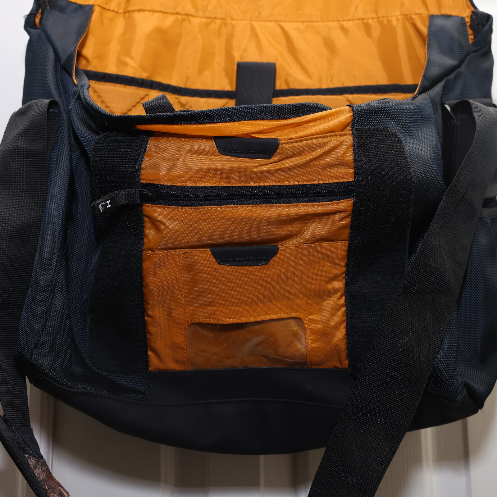 Under Armour Camo Messenger Bag Laptop School Work Briefcase