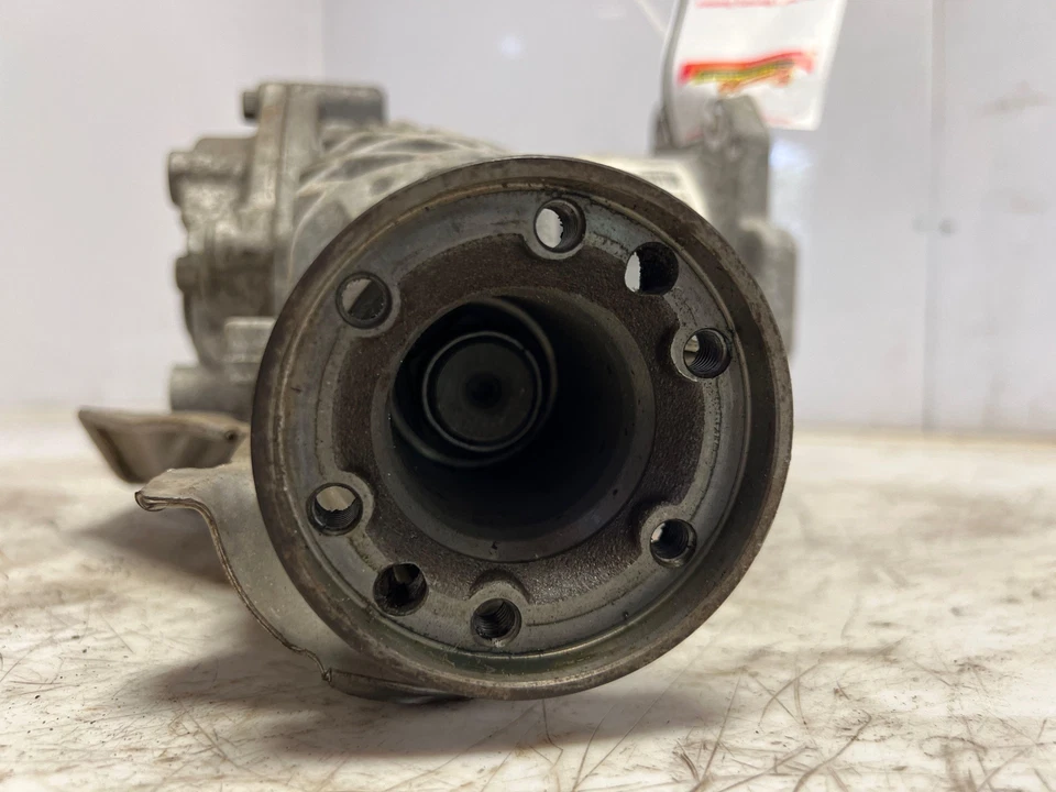 Caja de transferencia Volvo V60 V70 V80 S60 XC60 montaje engranaje angular OEM 31325104 Foto 3 de 4