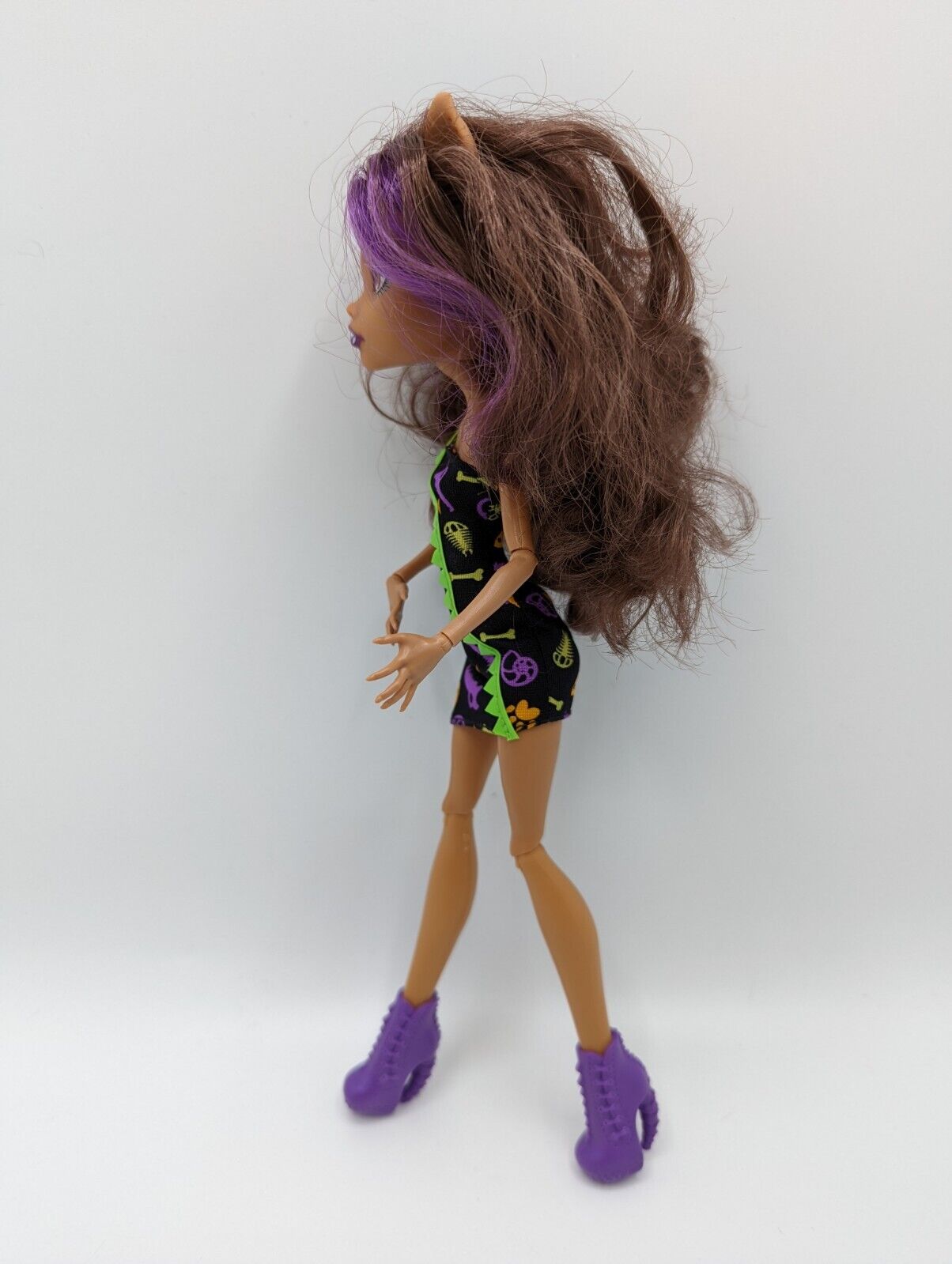 Boneca Monster High Clawdeen Freaky fiel trip incompleta, usada