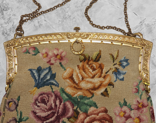 VINTAGE PETIT POINT HANDBAG Flowers Needlepoint Dated 1927 ROSES ORNATE PURSE - Picture 3 of 12