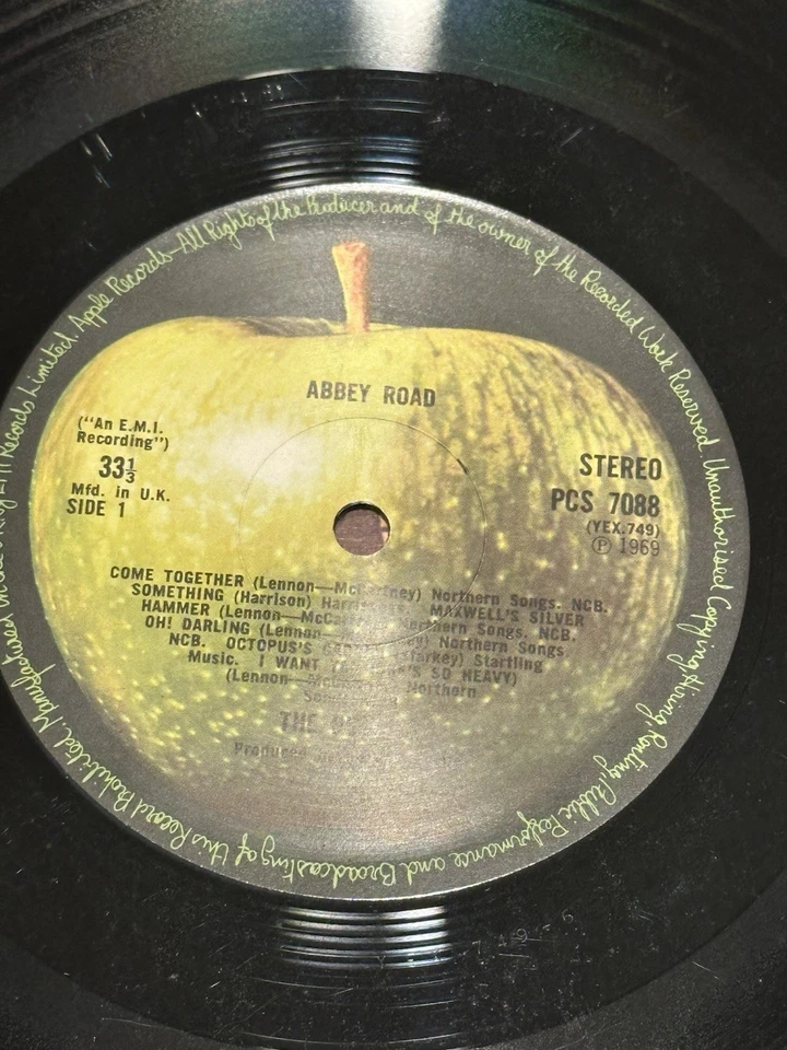 The Beatles  "Abbey Road" UK BBC Library PCS 7088(YEX. 749/750) 1973-76 - Image 4 of 4