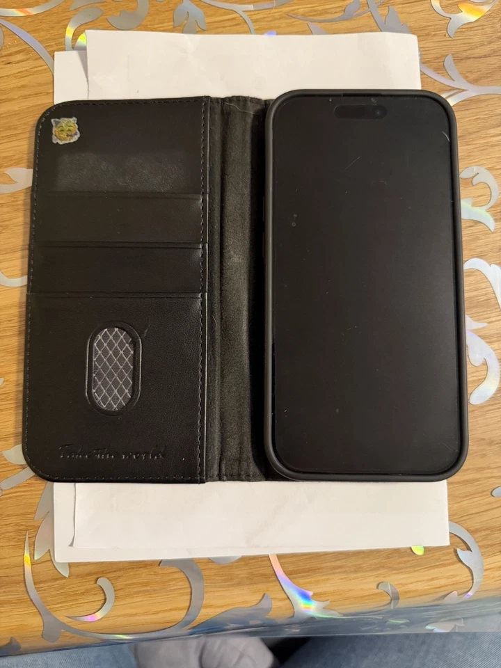 Apple iPhone 15, 128GB Schwarz ohne Simlock hervorragender Zustand - Bild 2 von 4