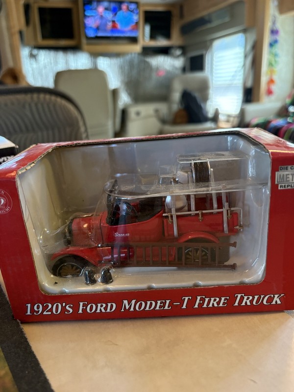 Vintage SNAP-ON TOOLS 1920's Ford Model-T Fire Truck 2005 Snap-On Crown Premiums
