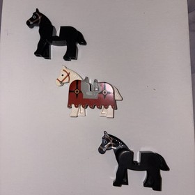 Lego Vintage Horse Black White Lot Legos Barding Armor #6047 Traitor Transport