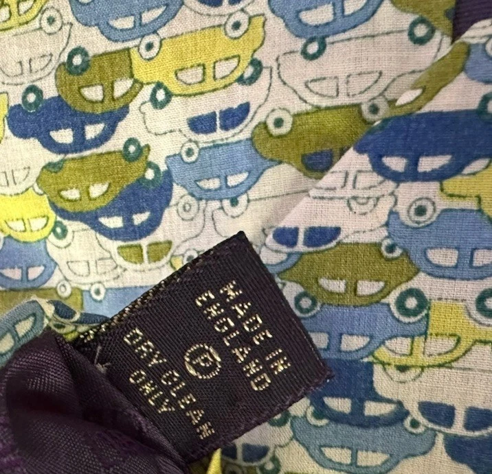 Coches Liberty of London 100% Algodón Estampado Novedad Ancho 3.5 Largo 56.5 Nuevo Foto 4 de 4