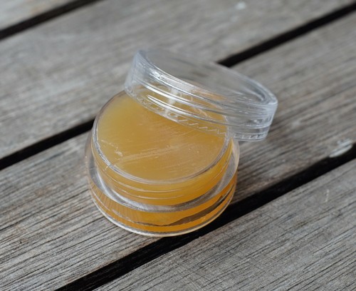Helicoid grease for vintage manual camera lens servicing - 5ml pot - 🇺🇦 - Picture 2 of 3