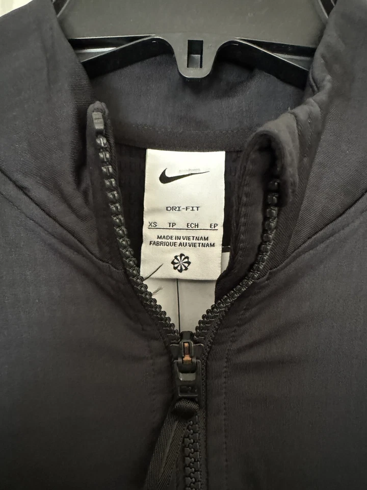 Nike Men’s XS Victory Dri-Fit Half Zip Golf Top FD5837-010 Black NEW - Image 4 of 4