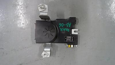 AUDI AUDI A3 Antenna Amplifier Module  8P4 035 225
