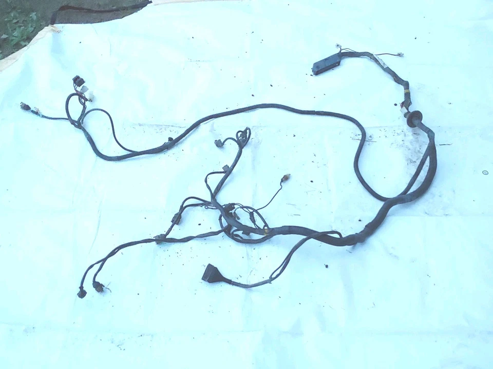 Arnés de cableado del motor Datsun Nissan 280zx EFI 1981-1983 FABRICANTE DE EQUIPOS ORIGINALES  Foto 2 de 4