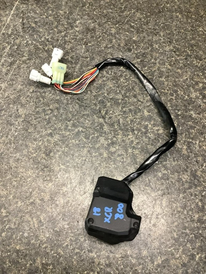 18 Polaris AXYS XRC Switchback 800 Luz Izquierda Empuñadura Interruptor Control 20G Foto 2 de 2