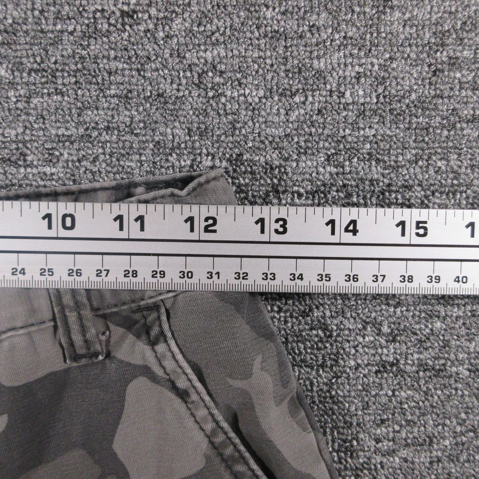 Pantalones cargo Wrangler niñas 14 ajustados grises camuflados cintura ajustable bolsillos exteriores Foto 4 de 4