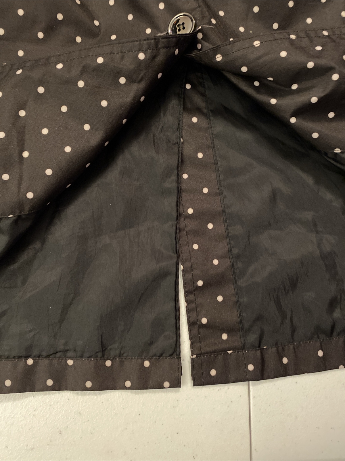 Capelli New York Belted Raincoat Size L Pit To Pit 24” L 37”