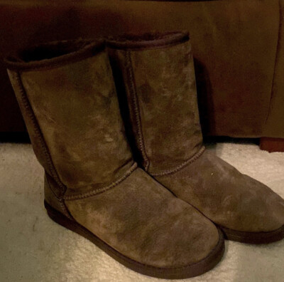 lamo boots size 8