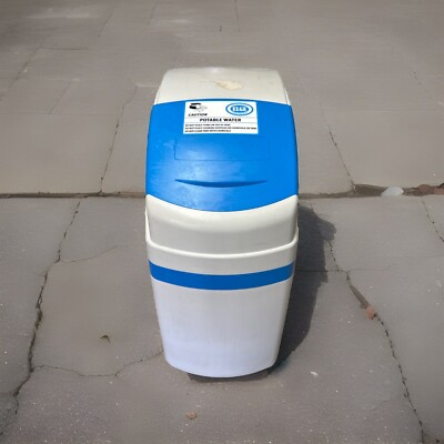 Fleck 5600 SXT Cabinet Style Water Softening System