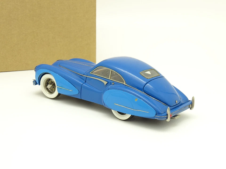 Meine Sammlung Harz SB 1/43 - Talbot Lago Grand Sport Saoutchik Blau 1950 - Bild 4 von 4