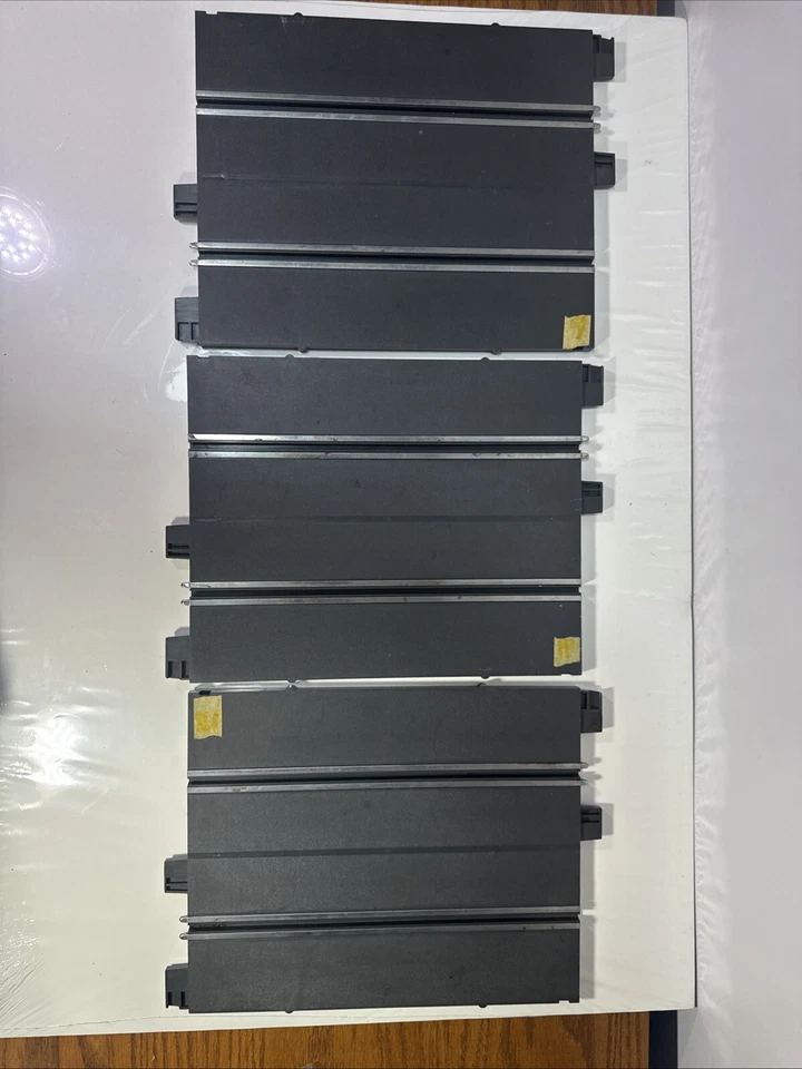 Eldon  1/24 Scale Slot Car Track, Controllers, Power Supply 5-26-203 5-26-202 - Image 4 of 4