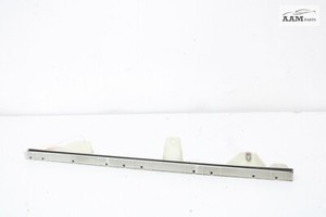 2018-2023 FREIGHTLINER CASCADIA FRONT LEFT DOOR WINDOW GLASS CHANNEL GUIDE OEM