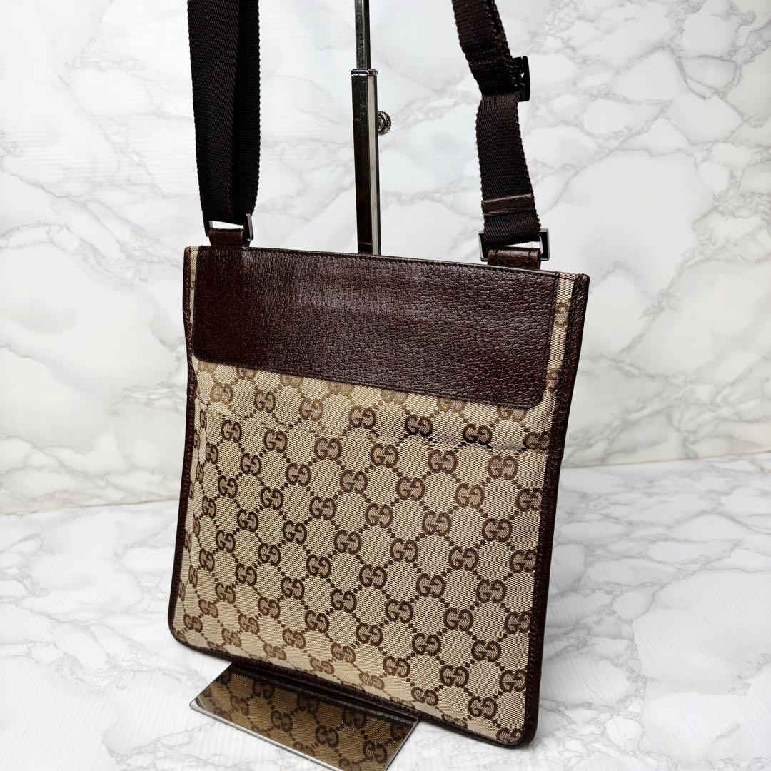 Gucci GG Canvas Shoulder Bag Crossbody 10.3 Inch Pre-Owned Excellent Condition