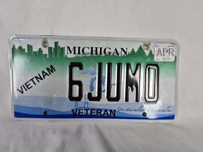 Michigan Vietnam Veteran Spectacular Peninsula Vanity License Plate #6JUMO 
