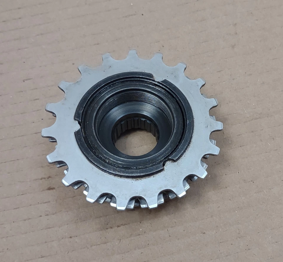 Bicicleta De Colección Regina Rueda Libre Extra 7 Velocidades 13-19 Dientes Tamaño Color Plata Foto 4 de 4