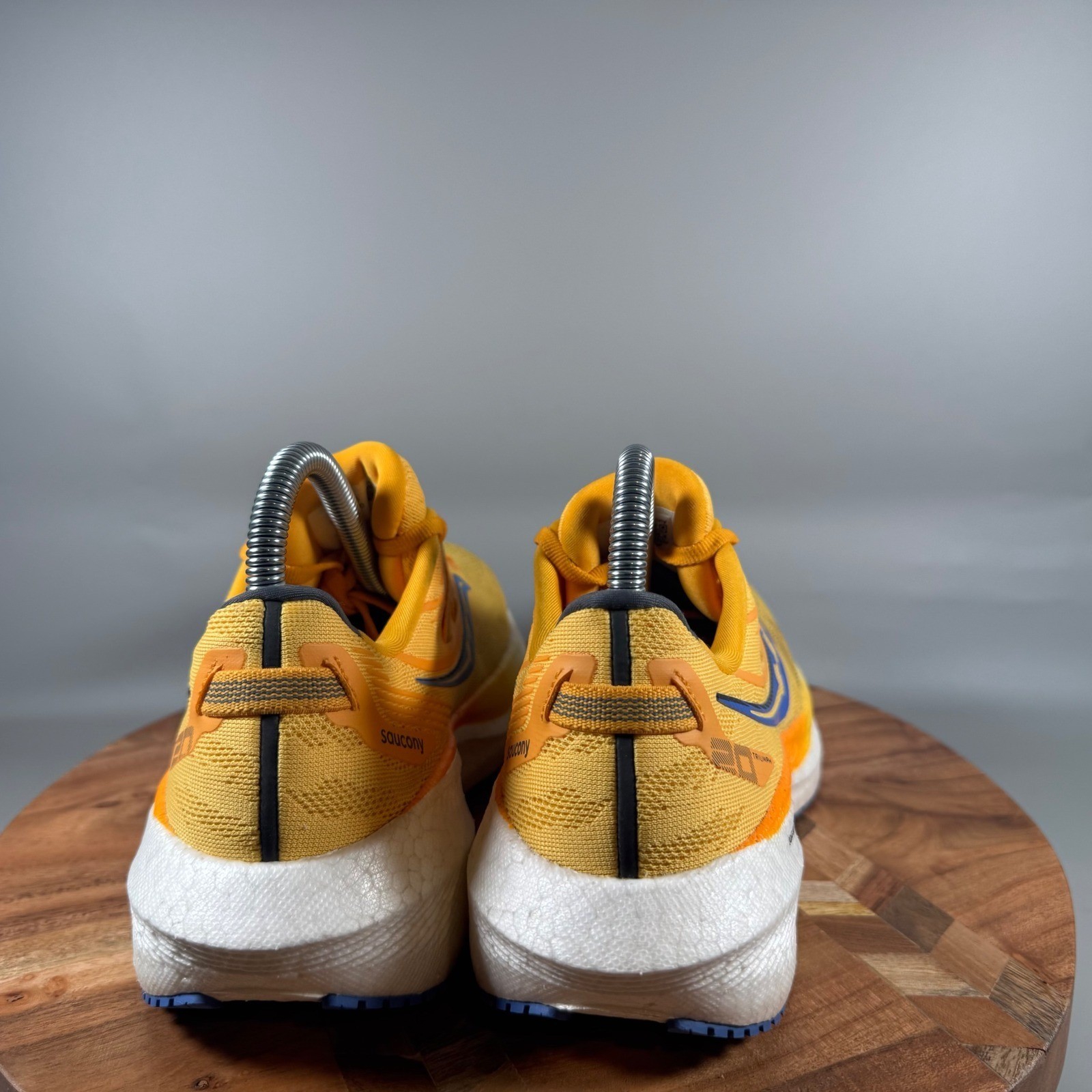 Saucony Triumph 20 Womens Running Shoes Yellow Blue S10759-30 Size 8 thumbnail 4