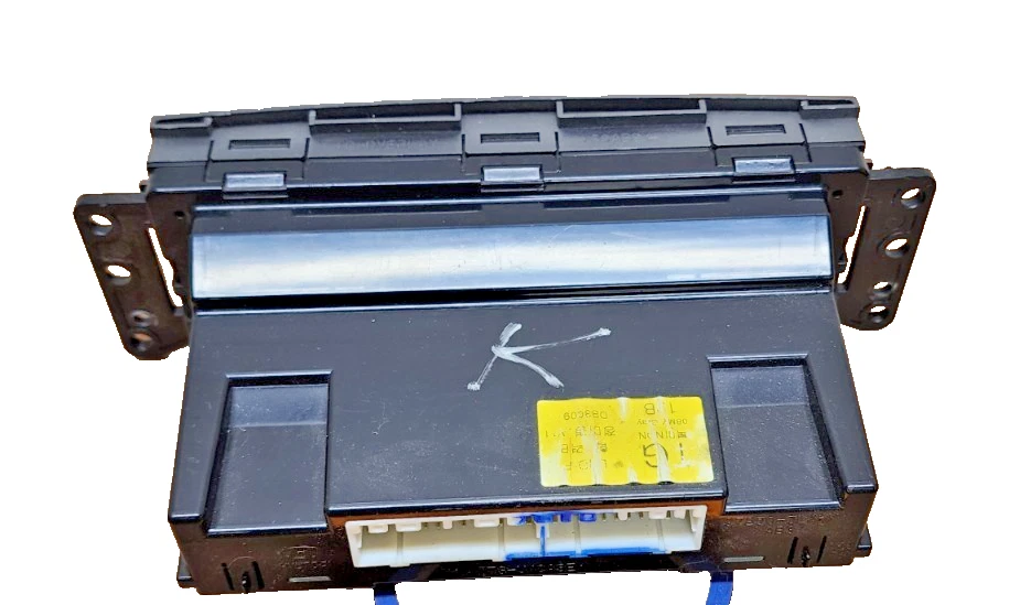 2006–2011 Hyundai Azera A/C Heater Climate Control Unit OEM - Image 3 of 4