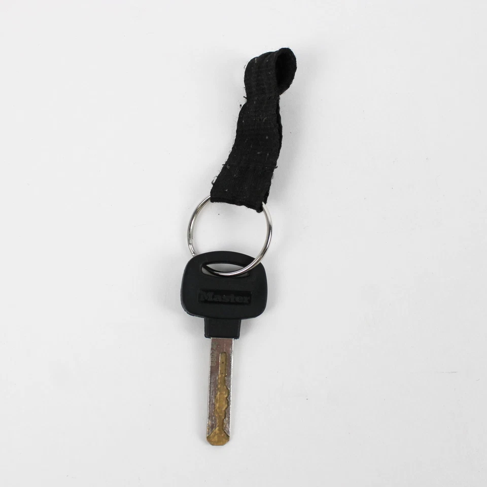 Master Lock Heavy Duty Outdoor Bicycle Keyed U-lock Black W/ 1 Key 8" - Image 4 of 4