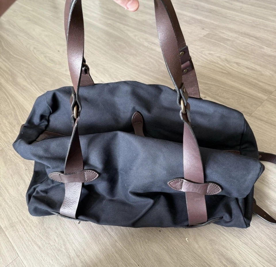 Bolso de Lona Filson Resistente Sarga Mediano Azul Marino Hecho en EE. UU. Foto 3 de 4