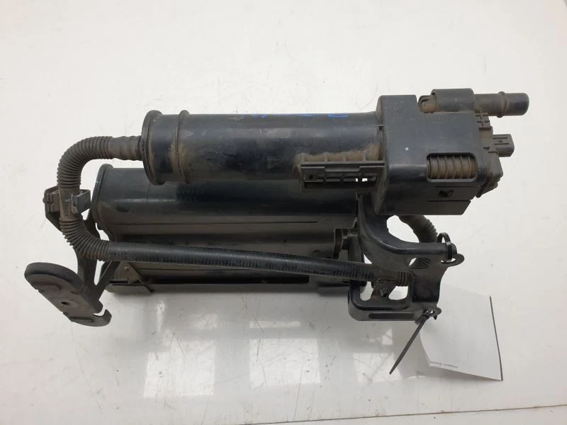 2012 TOYOTA PRIUS C 1,5 Л FWD НА КАНИСТРЕ С ПАРАМИ ТОПЛИВА  - Изображение 4 из 4