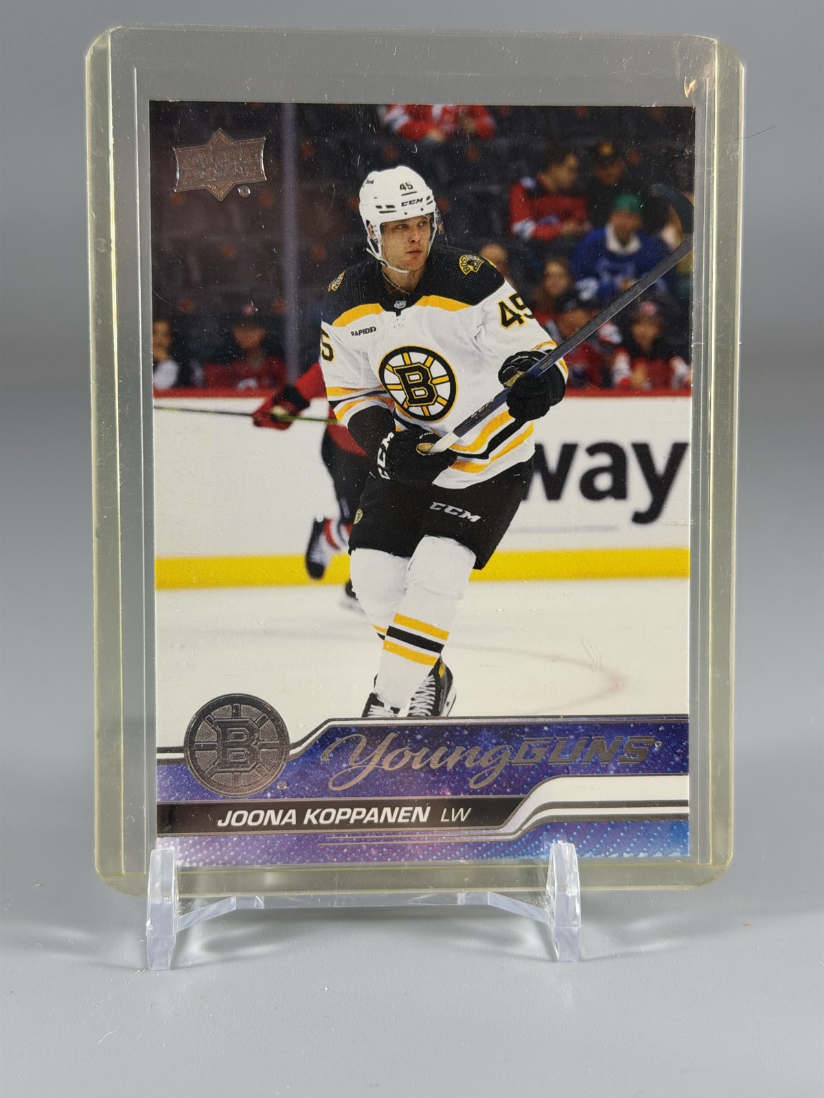 2023-24 Upper Deck Series 1 - Young Guns Joona Koppanen #203 (RC)
