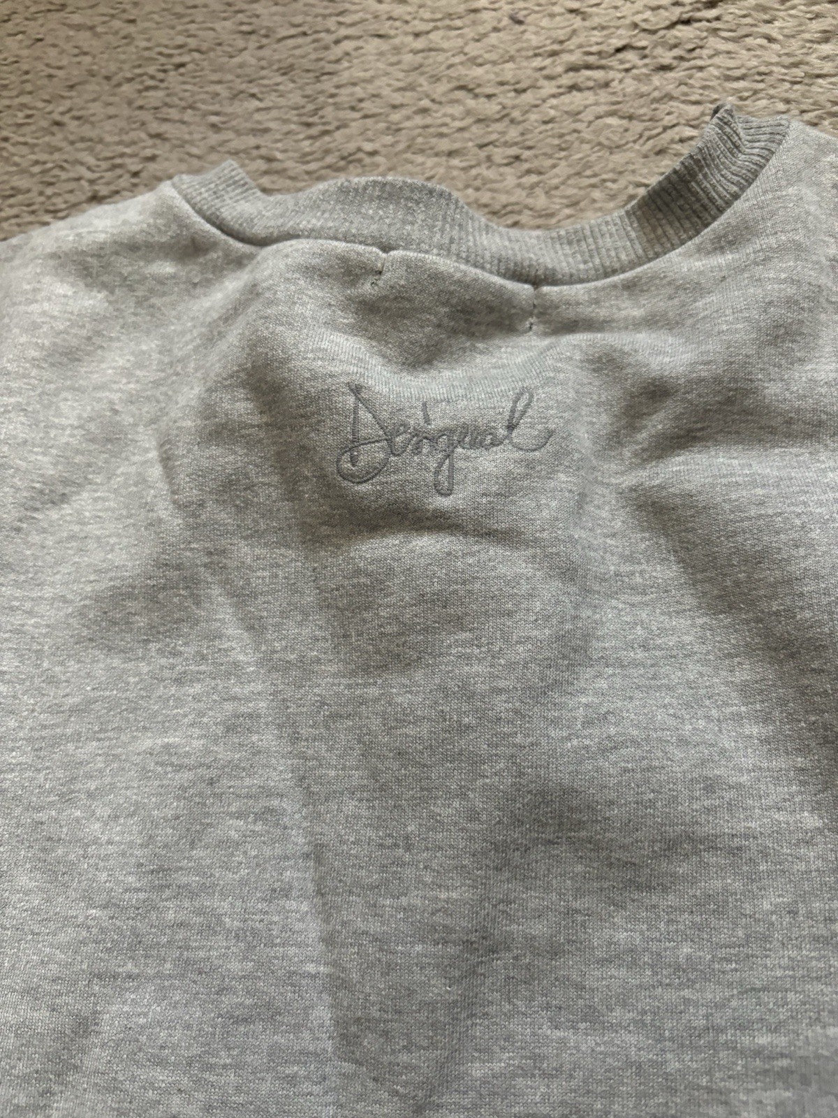 Desigual Gray Faux Fur Sleeves Medium Pullover Sw… - image 7