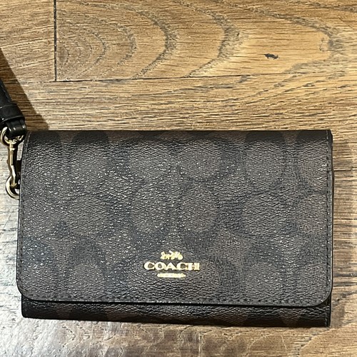 Coach Foldover Wristlet Brown Leather Logo Clutch NWOT - Picture 3 of 8