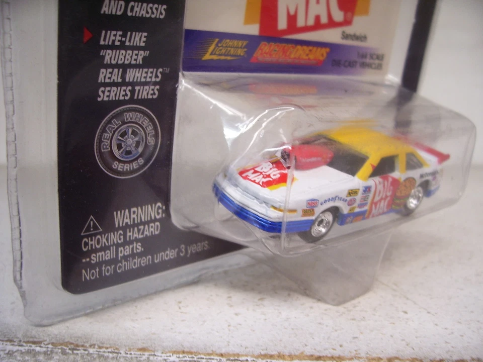 1/64 NHRA BIG MAC MCDONALDS PRO STOCK JOHNNY LIGHTNING RACING DREAMS - Image 3 of 4