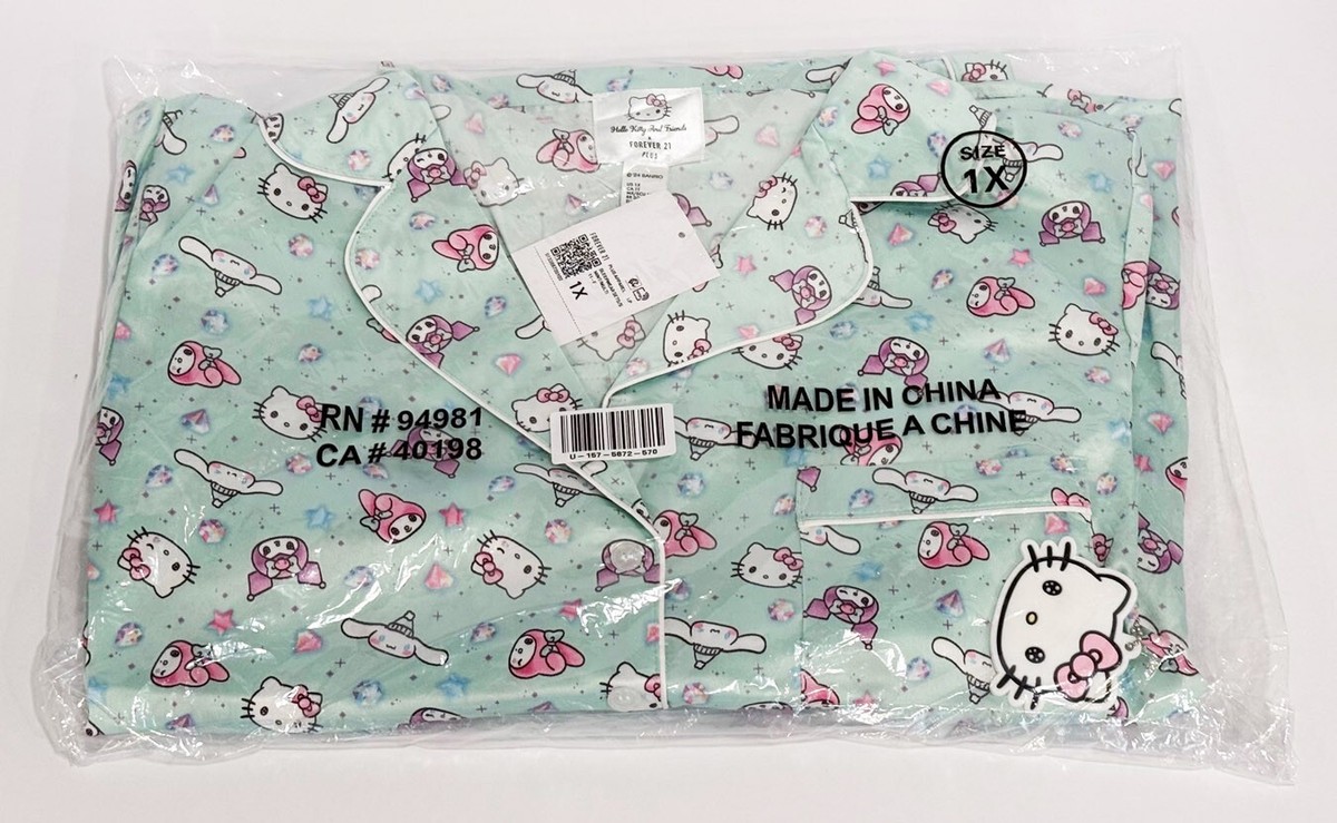 Sanrio HeLLO KiTTY x FoReVeR 21 Shirt/Shorts Satin Pajama Sleep