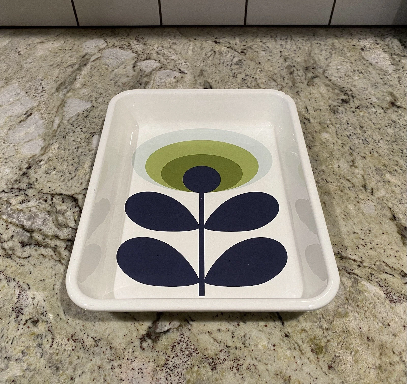 ORLA KIELY Retro 70s Green Flower Enamel Baking / Roasting Pan Dish - 12 x 9”