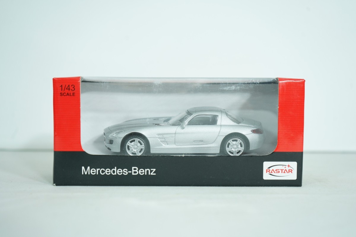 Mercedes-Benz ミニカー　1/43 SL Absolute Hot Mercedes Benz SL-65 AMG Black Series Silver 1/43