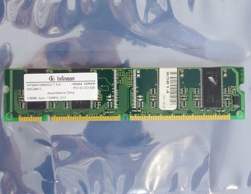 Infineon HYS64V16902GU-7.5-D 128MB PC133 CL3 168-pin DIMM SDRAM