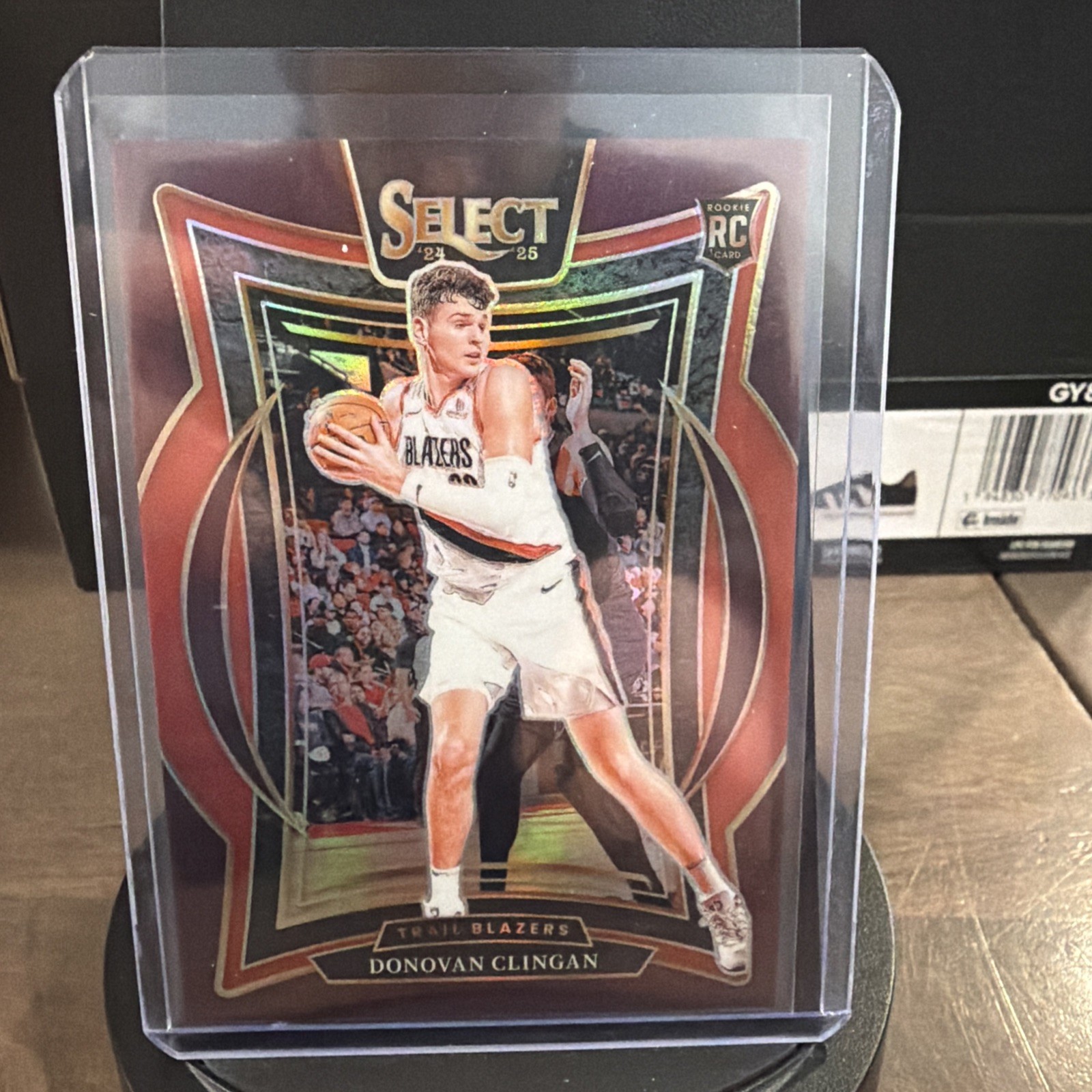 2024-25 Panini Select - Concourse Donovan Clingan #69 Maroon Prizm /175 (RC)