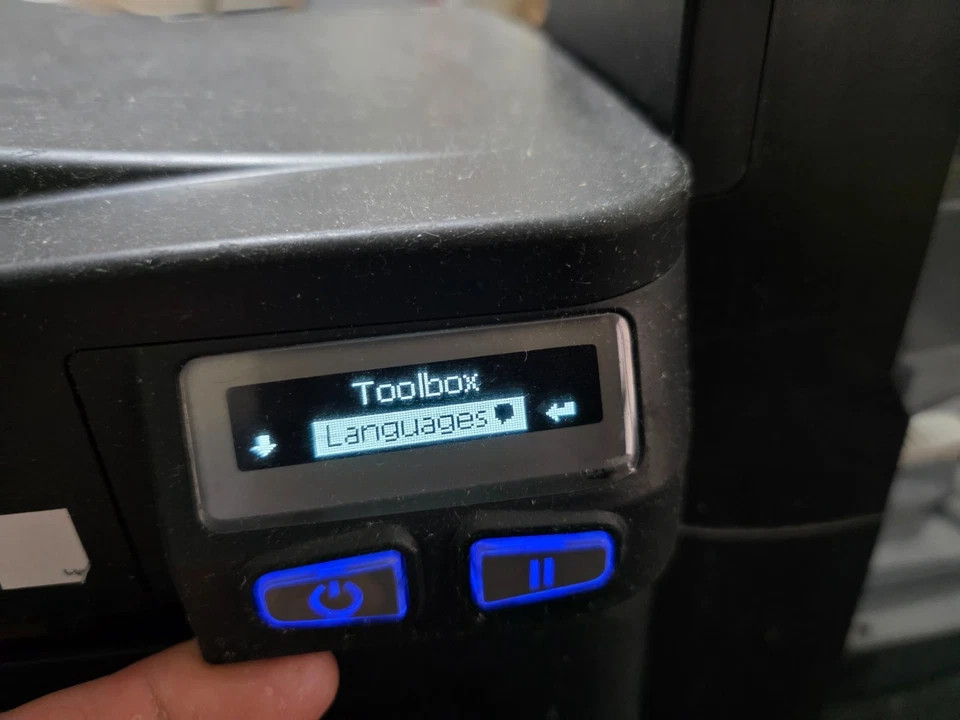 HID Fargo DTC4500e Color Card Printer *READ DESCRIPTION* - Image 4 of 4