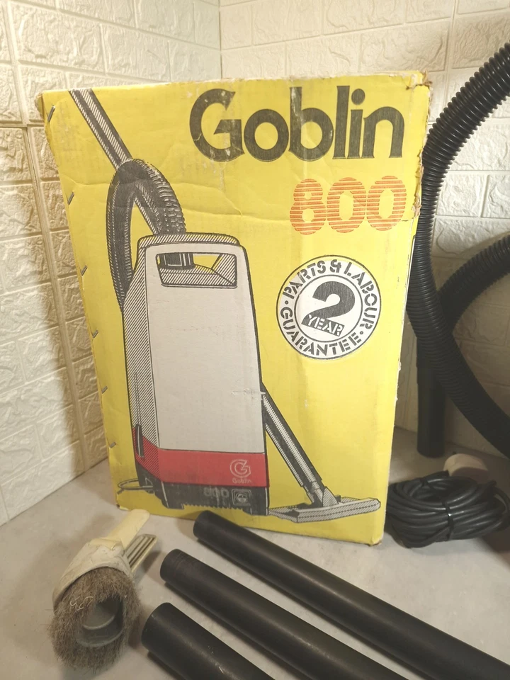 Vintage Goblin 800 TO1B Series Red Vacuum Cleaner Working And Boxed - Image 3 of 4